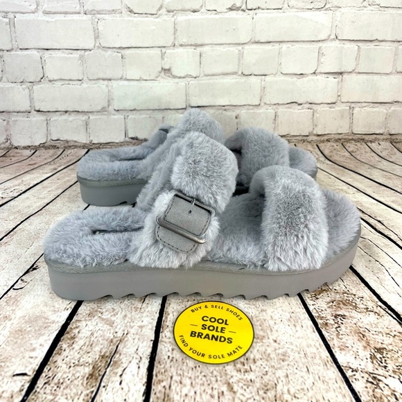 Koolaburra Shoes - KOOLABURRA BY UGG WOMENS 7 , WILD DOVE SLIDE SANDALS SLIPPERS. Gray